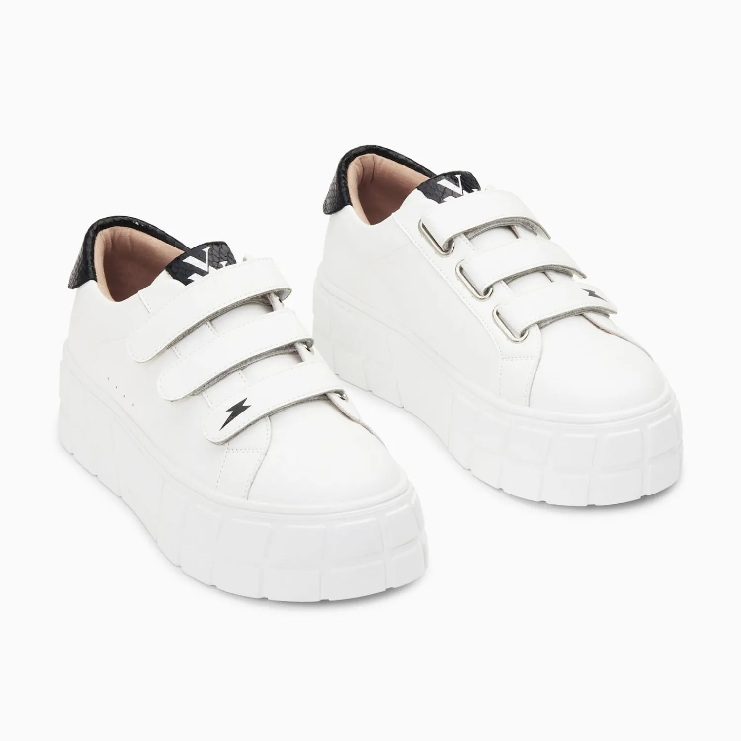 Vanessa Wu Sneakers>Baskets Angela Blanc Et Noir Serpent A Plateforme