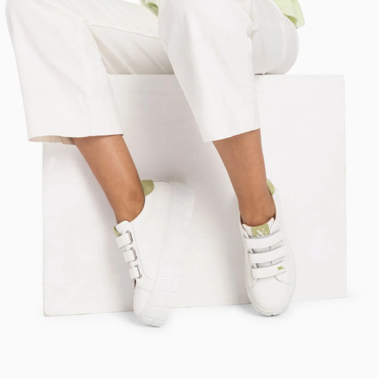 Vanessa Wu Sneakers>Baskets Coraline Blanc Et Vert A Plateforme