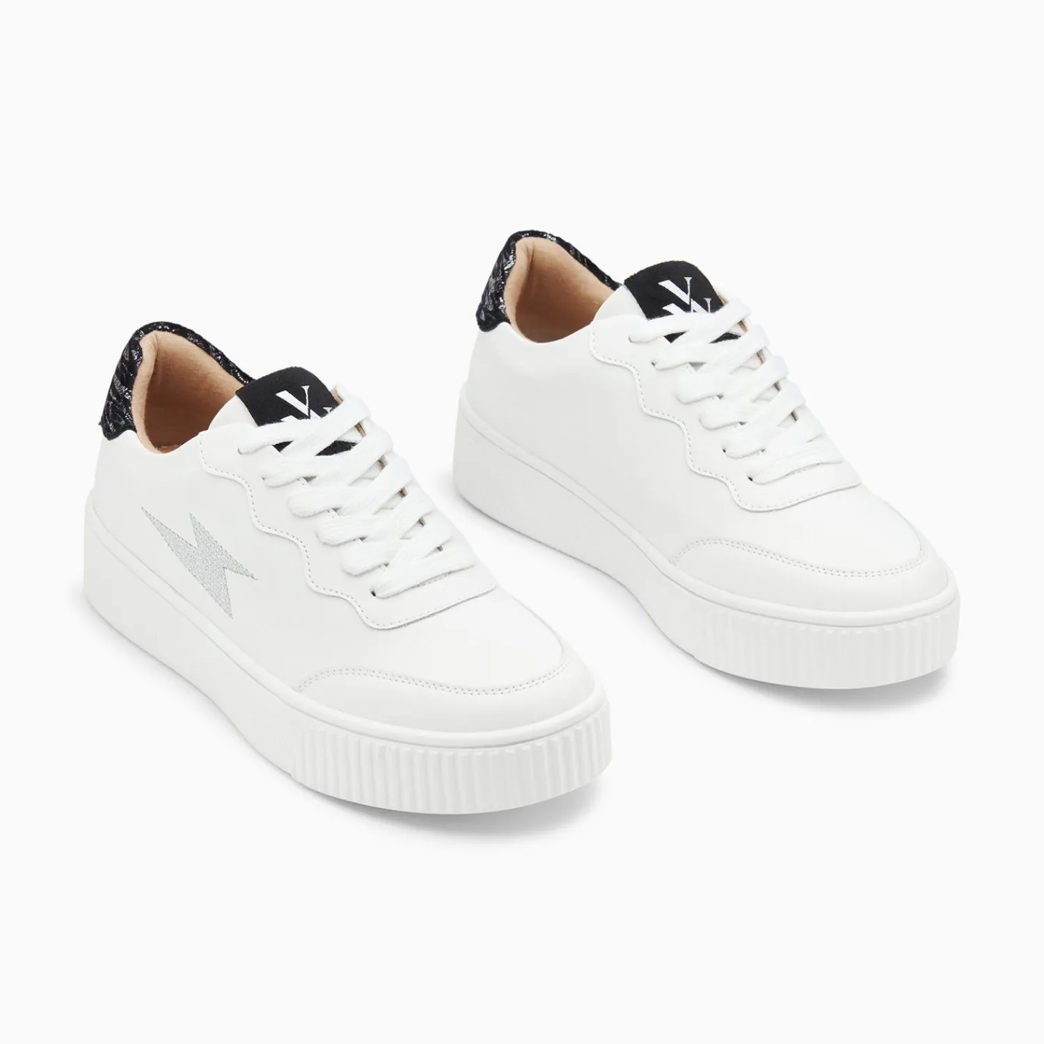Vanessa Wu Sneakers>Baskets Eclair Carolane Blanc Et Noir Imprime Zebre A Lacets