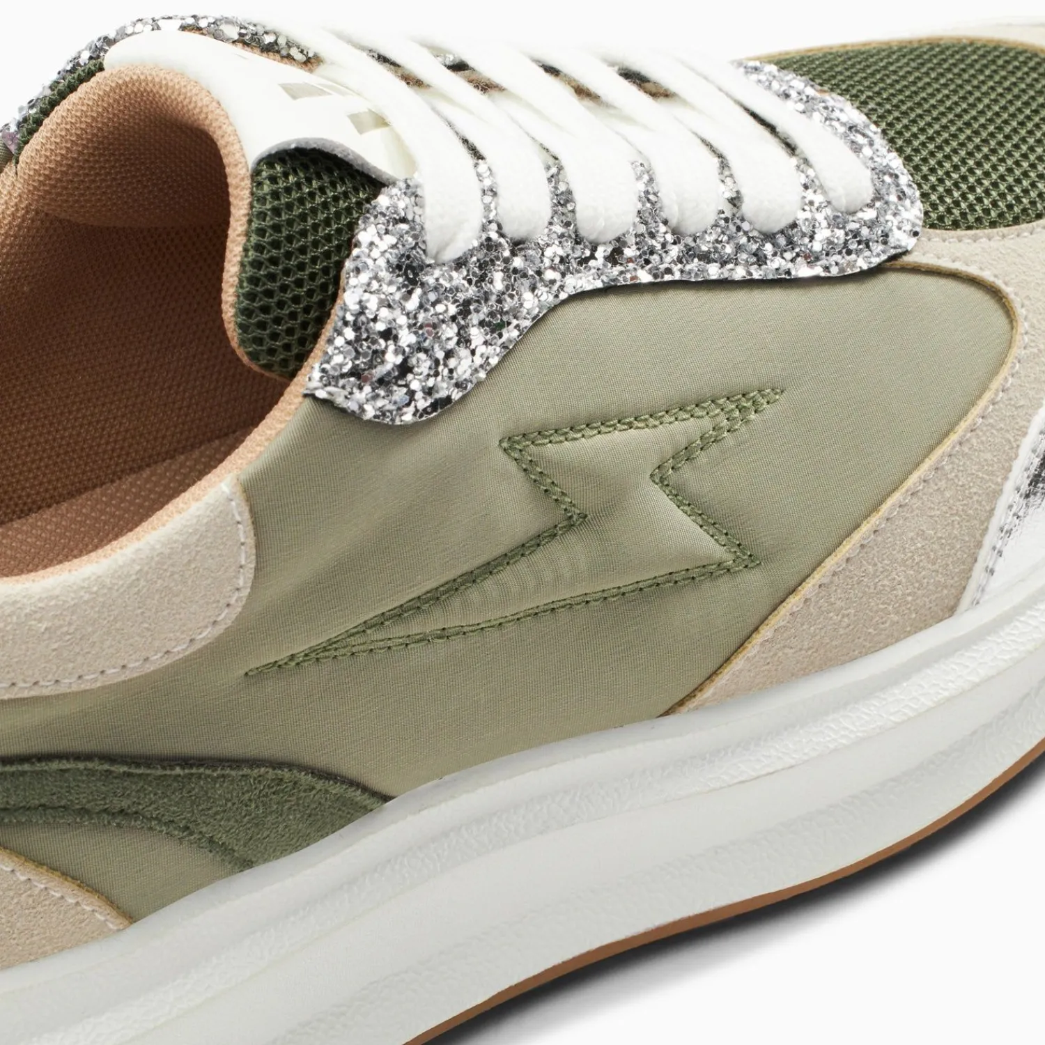 Vanessa Wu Sneakers>Baskets Eclair Esther Kaki Et Argent A Semelle Oversize