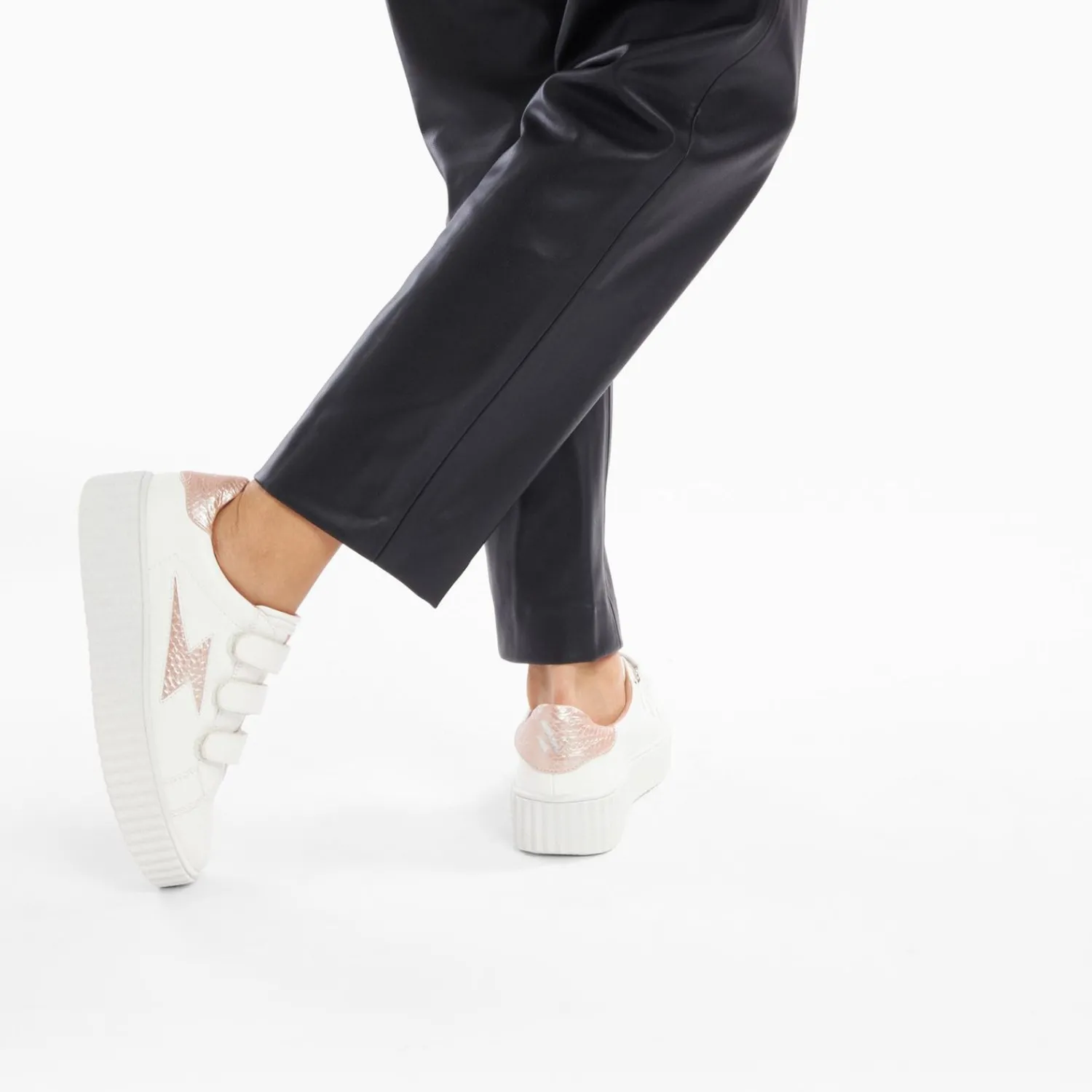 Vanessa Wu Sneakers>Baskets Eclair Eva Blanc Et Rose Gold Serpent A Scratchs