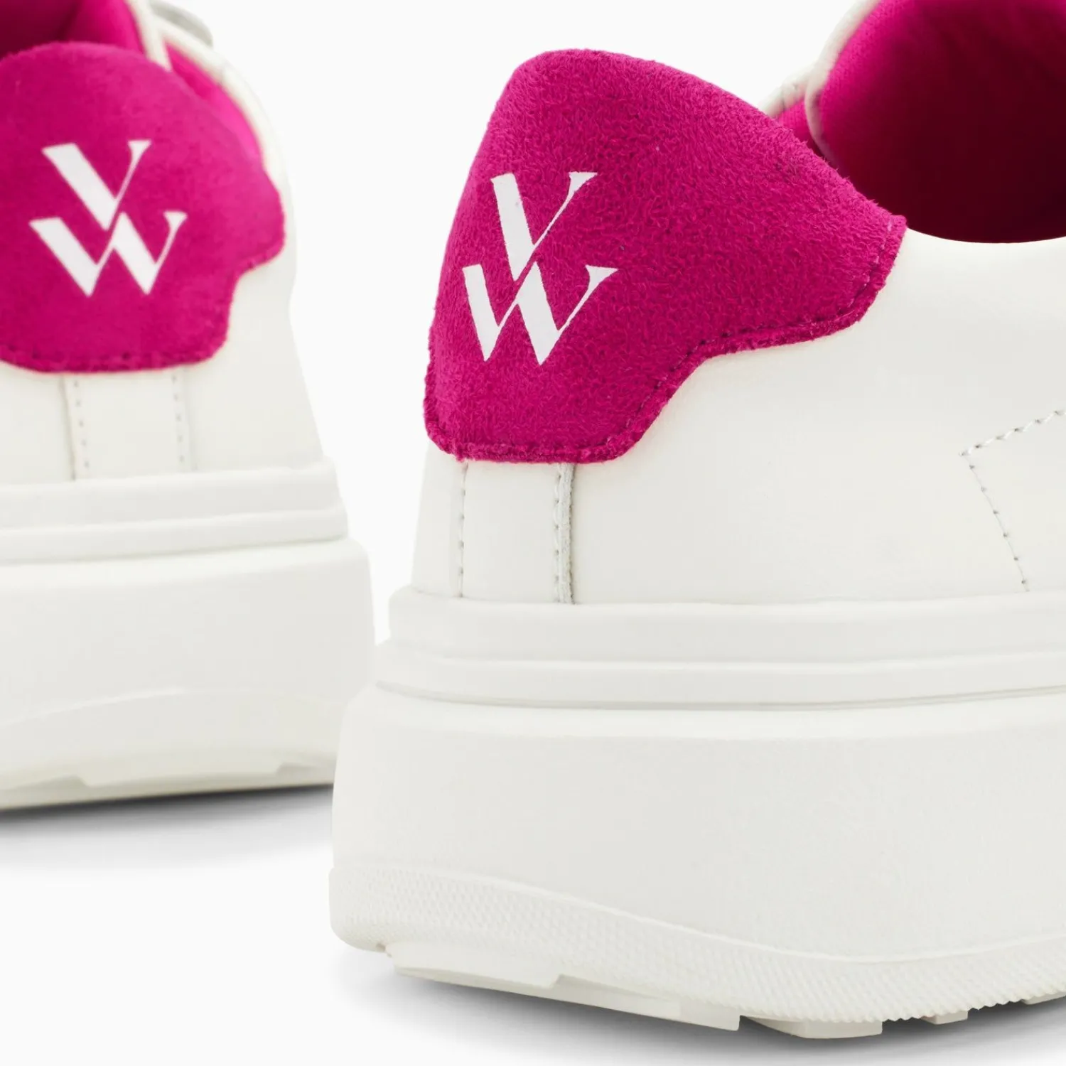 Vanessa Wu Sneakers>Baskets Eclair Fanny Blanc Et Fuchsia A Scratchs