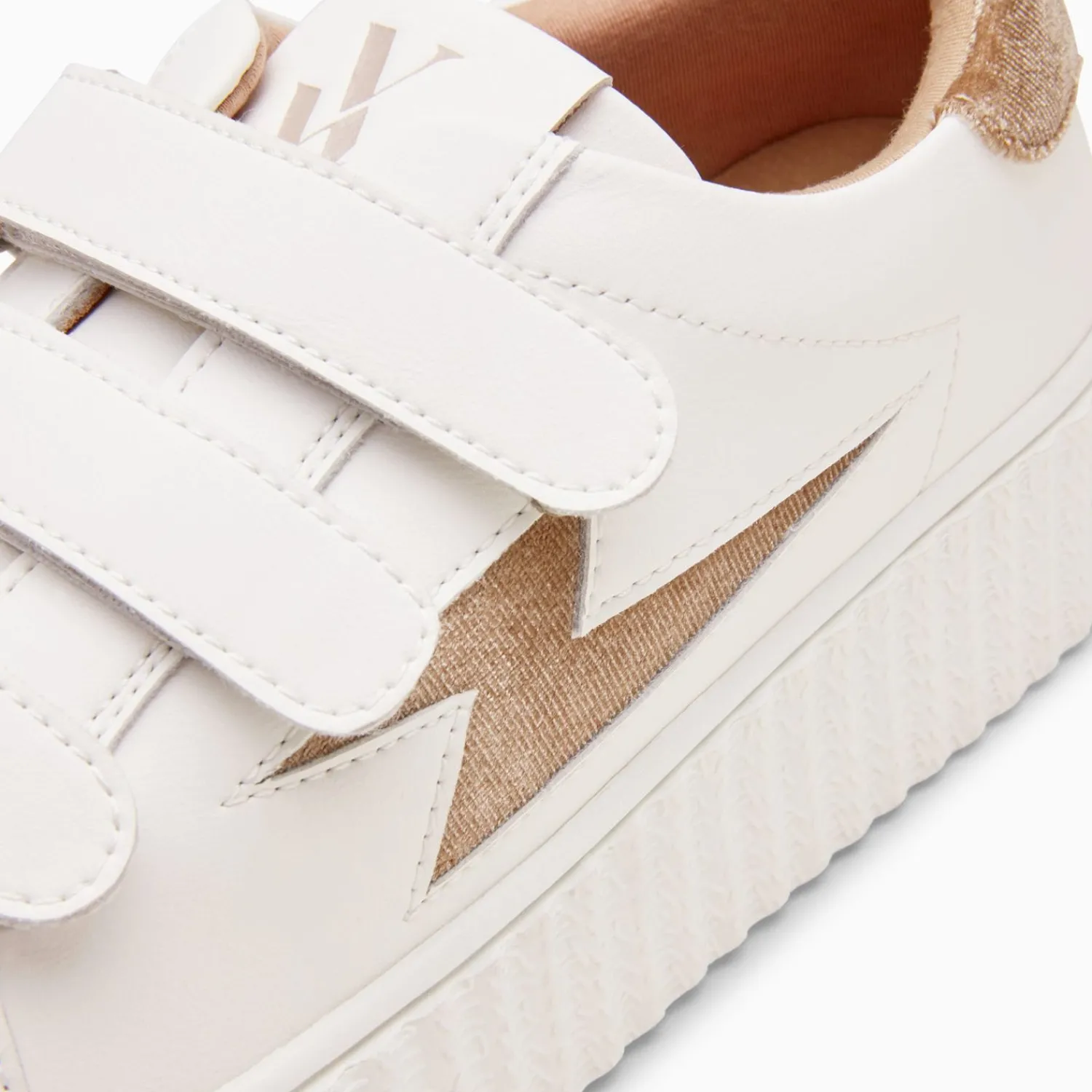 Vanessa Wu Sneakers>Baskets Eclair Kim Blanc Et Bronze Effet Velours A Scratchs