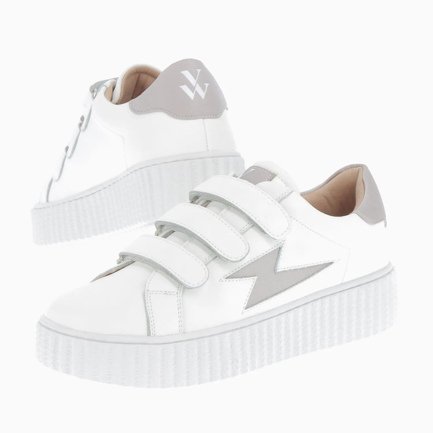 Vanessa Wu Sneakers>Baskets Eclair Larissa Blanches A Details En Satin Taupe