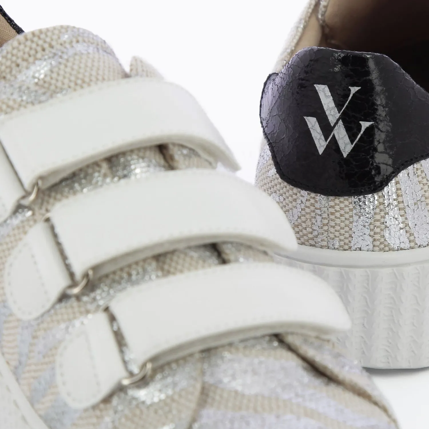Vanessa Wu Sneakers>Baskets Eclair Lindsey Effet Toile De Jute Beige Et Argent