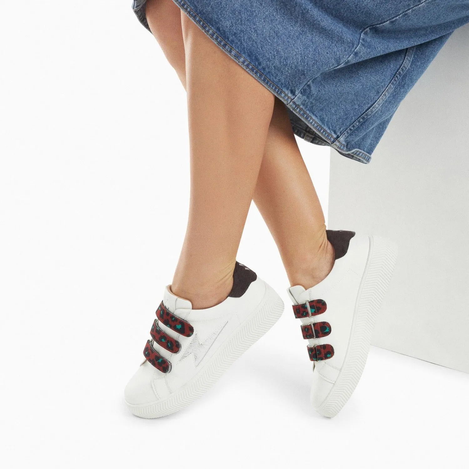 Vanessa Wu Sneakers>Baskets Eclair Noura Blanc Et Argent A Scratchs Leopard