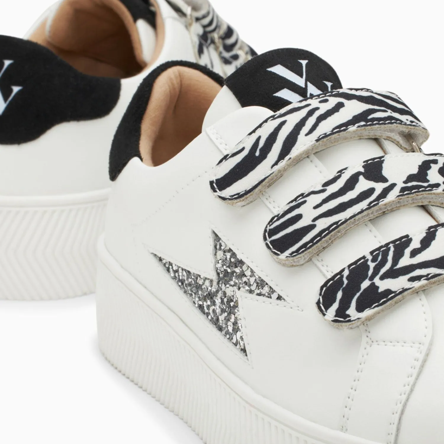 Vanessa Wu Sneakers>Baskets Eclair Noura Blanc Et Argent A Scratchs Zebre