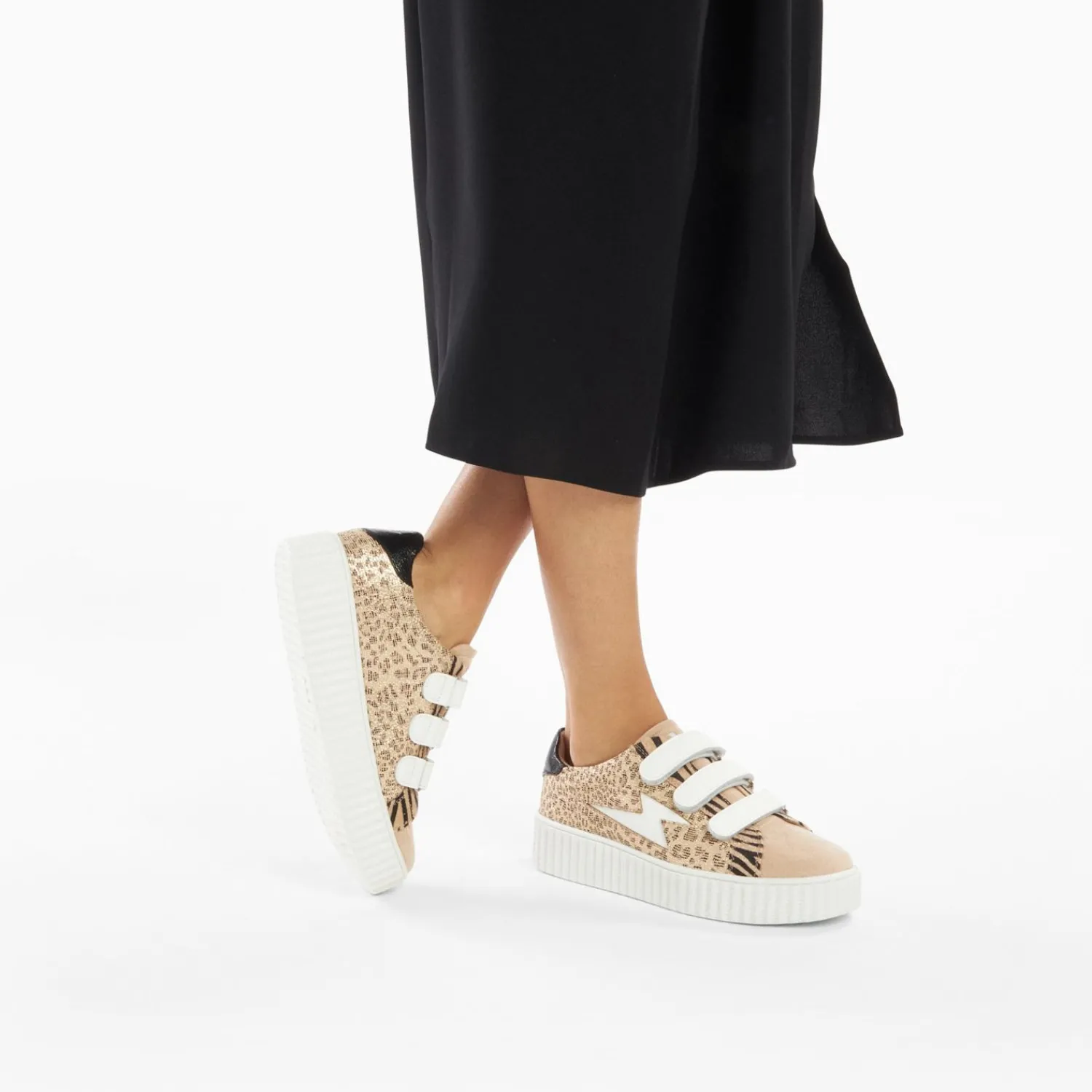 Vanessa Wu Sneakers>Baskets Eclair Scarlett Beiges A Imprime Leopard