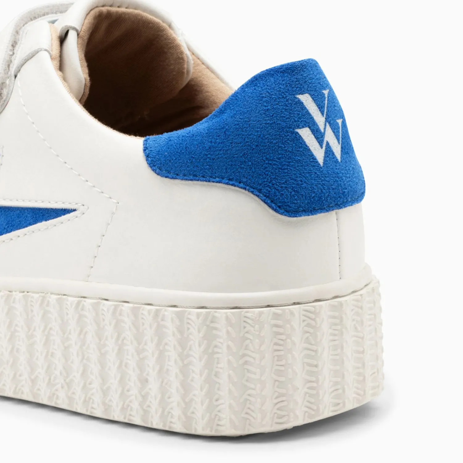 Vanessa Wu Sneakers>Baskets Eclair Vicky Blanc Et Bleu A Scratchs