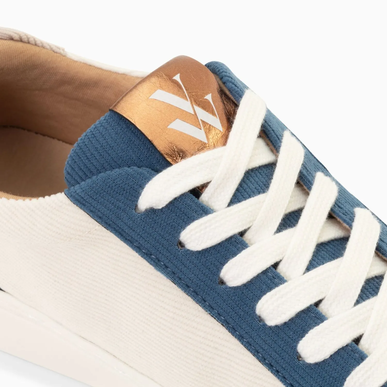 Vanessa Wu Sneakers>Baskets Fara Cotelees Beige Et Bleu A Lacets