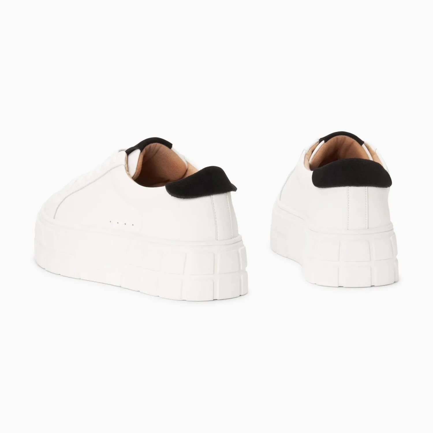 Vanessa Wu Sneakers>Baskets Meaghan Blanc Et Noir A Plateforme