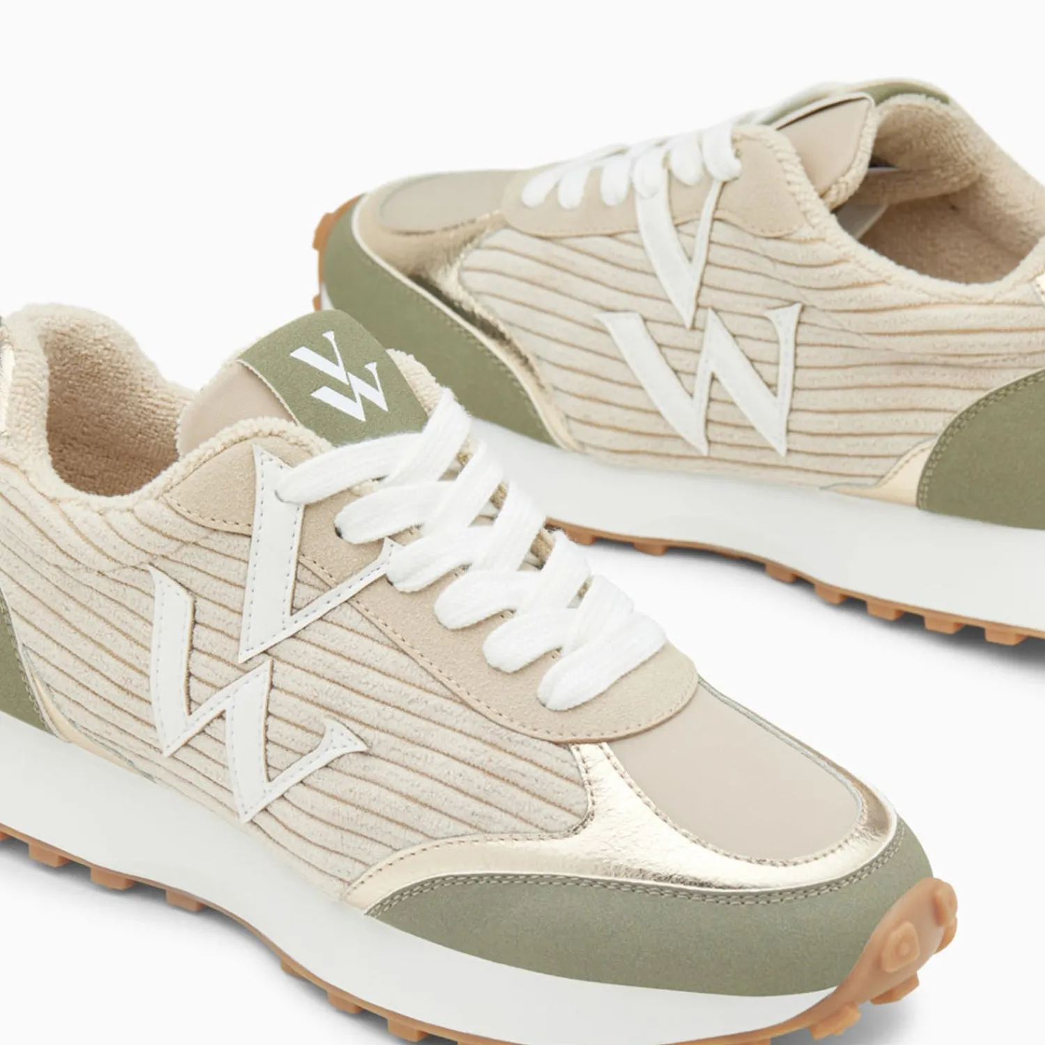 Vanessa Wu Sneakers>Baskets Monogramme Athenais Beige Et Kaki A Semelle Running