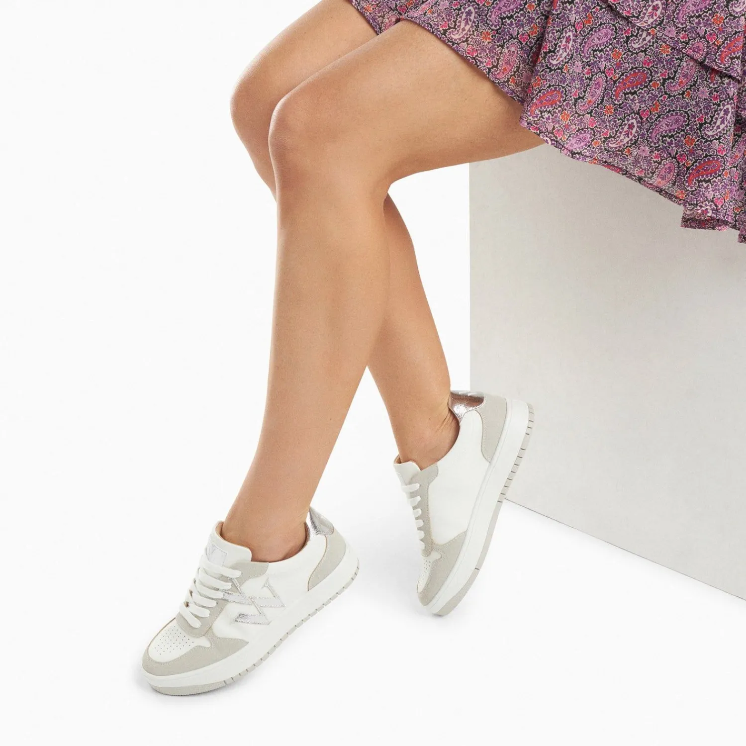 Vanessa Wu Sneakers>Baskets Monogramme Calie Blanc Et Gris