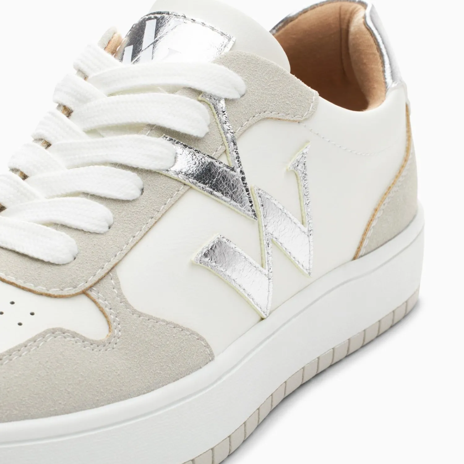 Vanessa Wu Sneakers>Baskets Monogramme Calie Blanc Et Gris