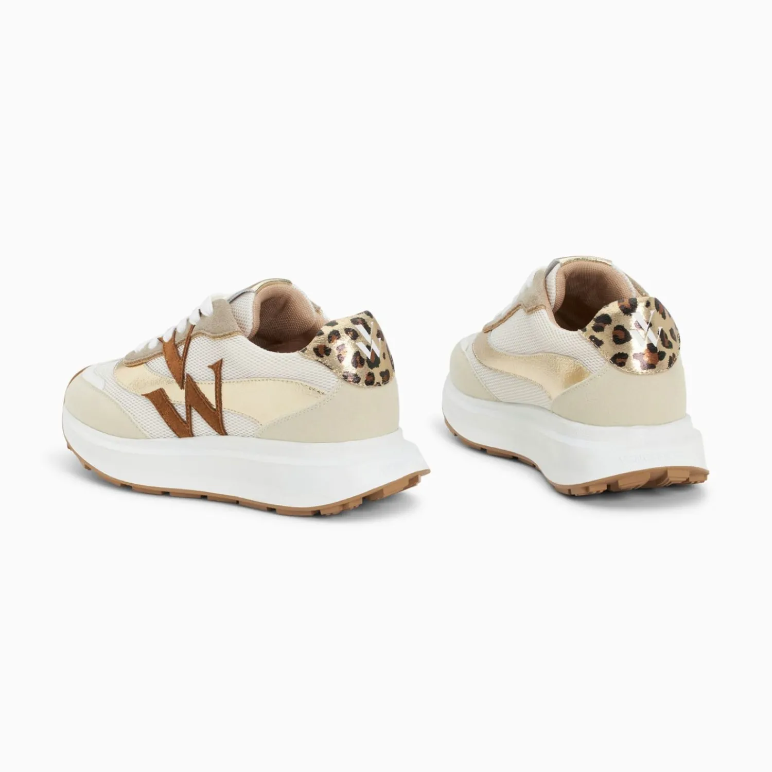 Vanessa Wu Sneakers>Baskets Monogramme Ines Camel Et Or A Semelle Oversize