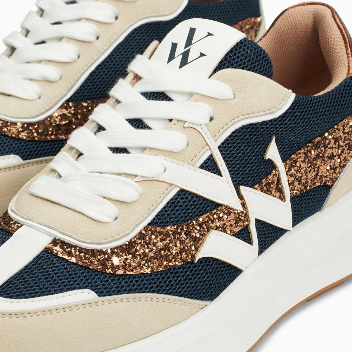 Vanessa Wu Sneakers>Baskets Monogramme Ines Marine Et Bronze A Semelle Oversize