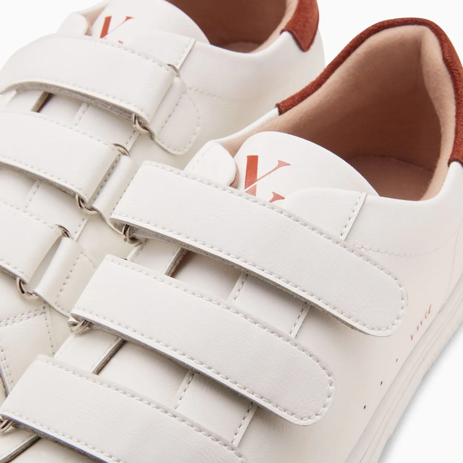 Vanessa Wu Sneakers>Baskets Nour Blanc Et Marron A Scratchs