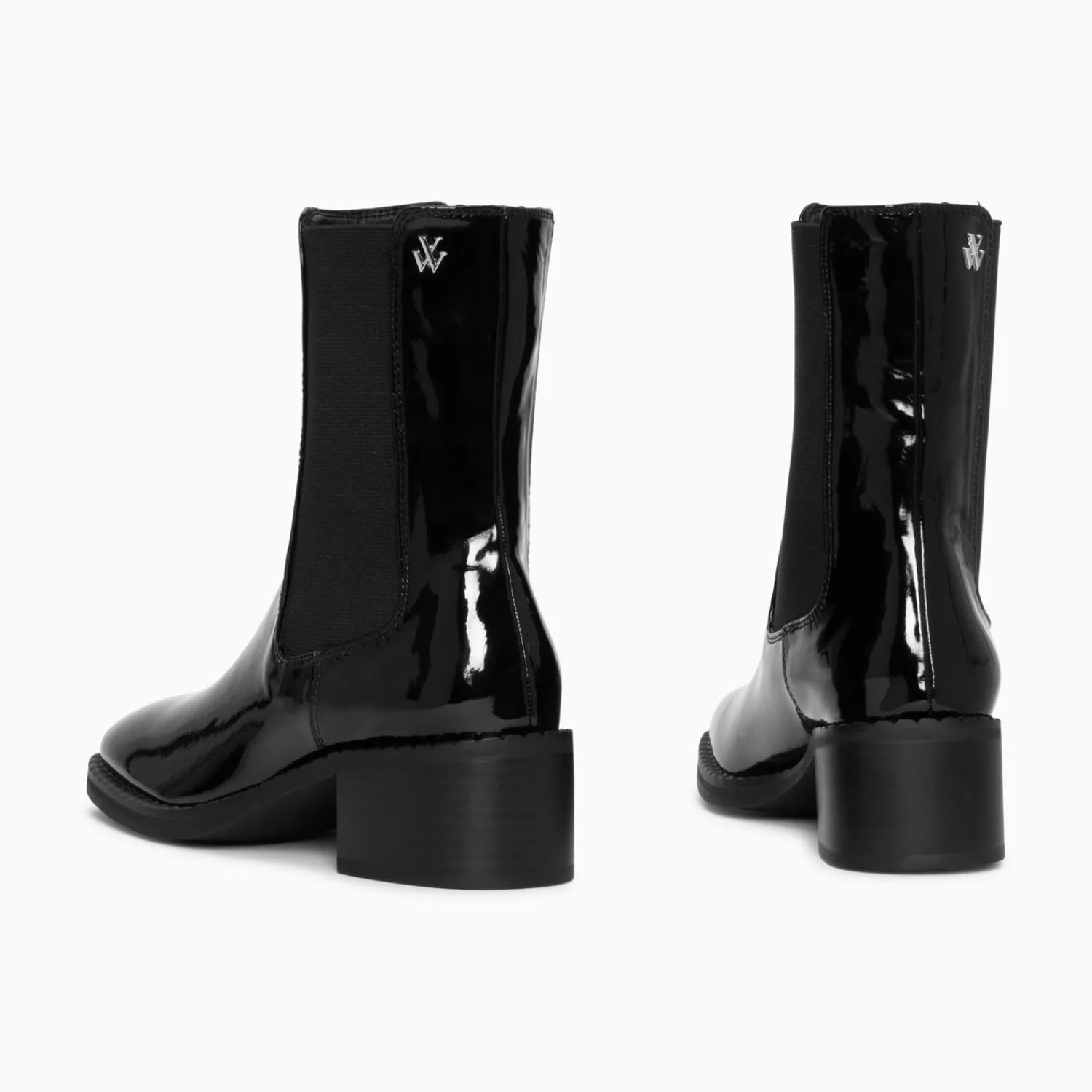 Vanessa Wu Bottines>Bottines Chelsea Carole Montantes Noires Vernies