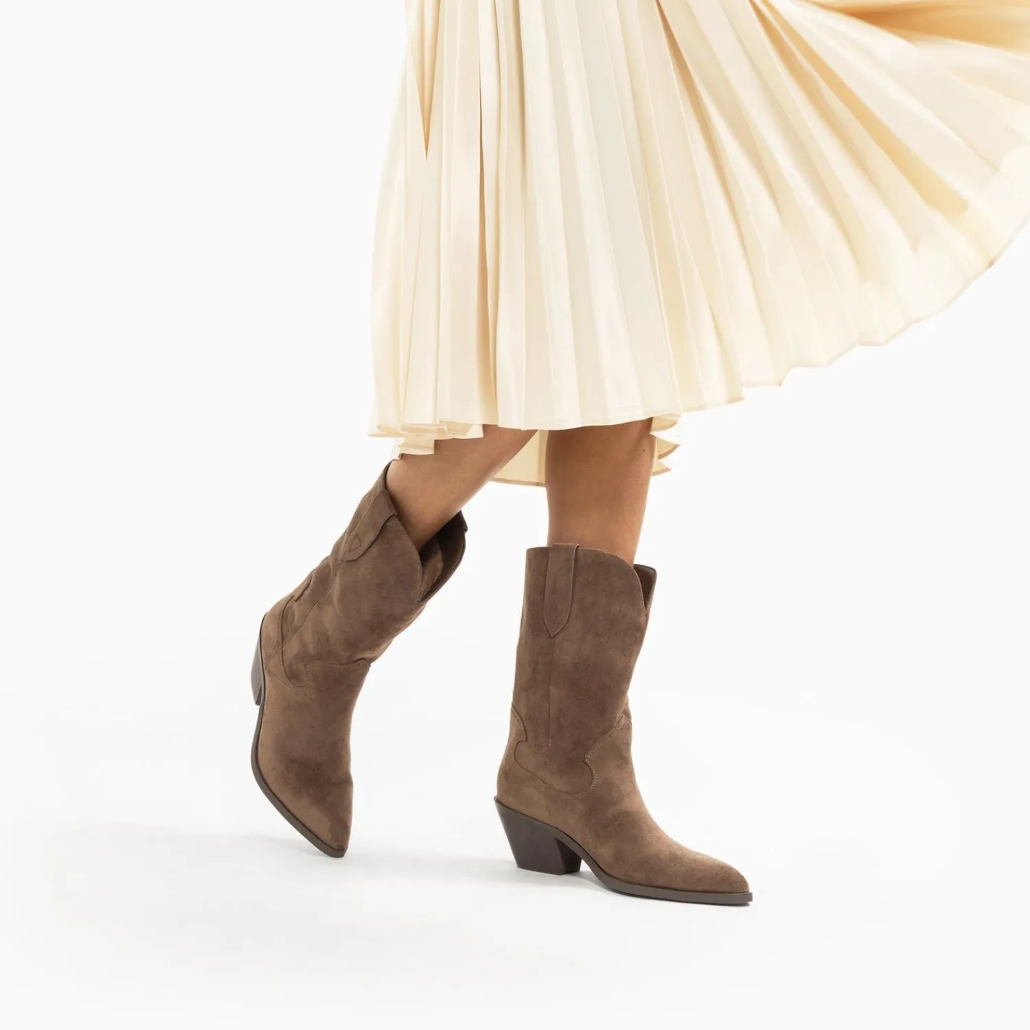 Vanessa Wu Bottines>Bottines Santiags Beverly Taupe Mi-Mollet