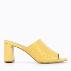 Vanessa Wu Sandales À Talon, Compensées>Mules A Talon Melaurie Jaunes Effet Tresse