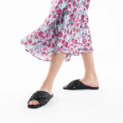 Vanessa Wu Sandales Plates>Mules Lillianna Noires A Larges Brides Tressees Croisees