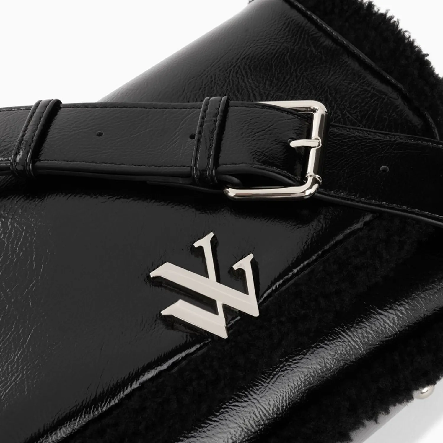 Vanessa Wu Sacs>Sac Bandouliere Bertina Noir A Rabat Et Faux Shearling