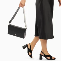 Vanessa Wu Sacs>Sac Bandouliere Sydney Noir A Rabat Et Strass