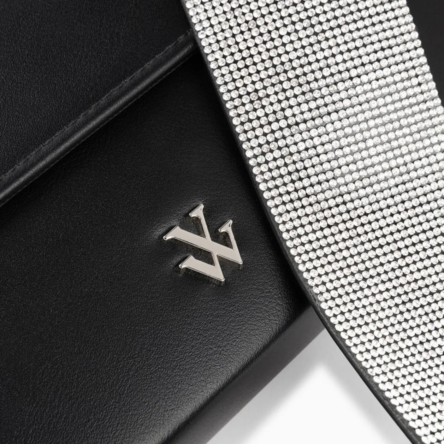 Vanessa Wu Sacs>Sac Bandouliere Sydney Noir A Rabat Et Strass