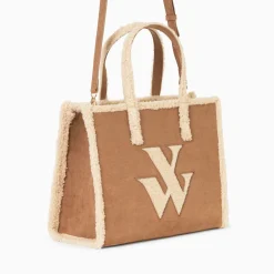 Vanessa Wu Sacs><noscript><img width=