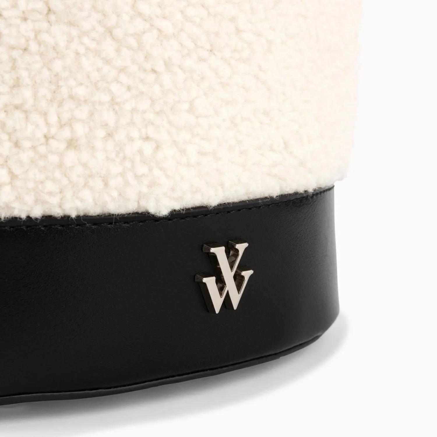 Vanessa Wu Sacs>Sac Seau Milou Ivoire Et Noir En Faux Shearling